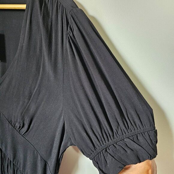 NWT EXPRESS BLACK ROMANTIC MAXI DRESS BUTTON DOWN PLUNGE NECK SIZE M - Picture 7 of 16